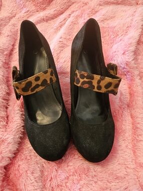 Black Pinup Platform Mary Jane Heels with Leopard Strap W9.5